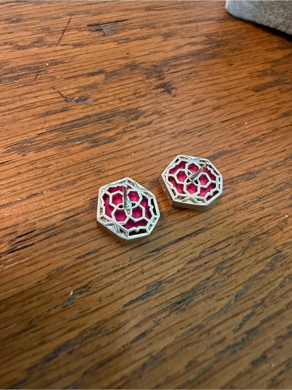 Kendra Scott Pink Necklace and Matching Earrings Set
